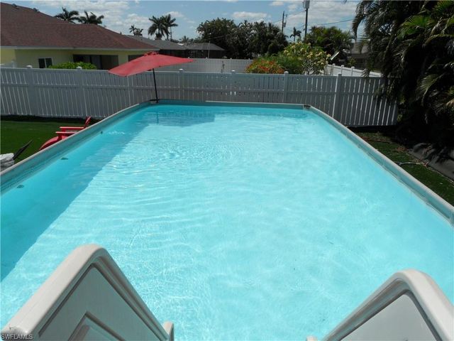 1216 SE 22nd PL, Cape Coral, FL 33990