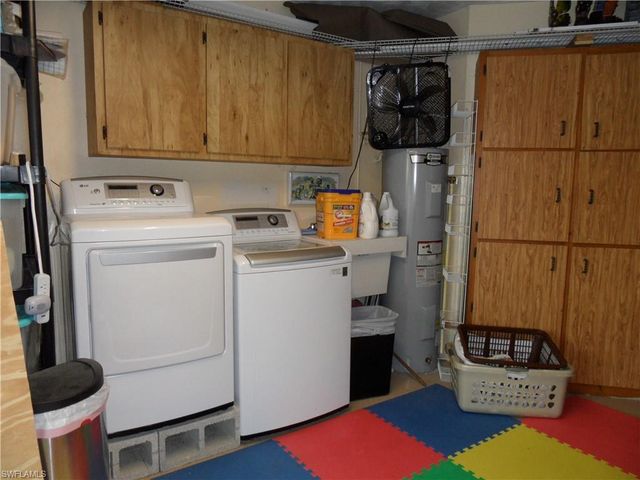 1216 SE 22nd PL, Cape Coral, FL 33990