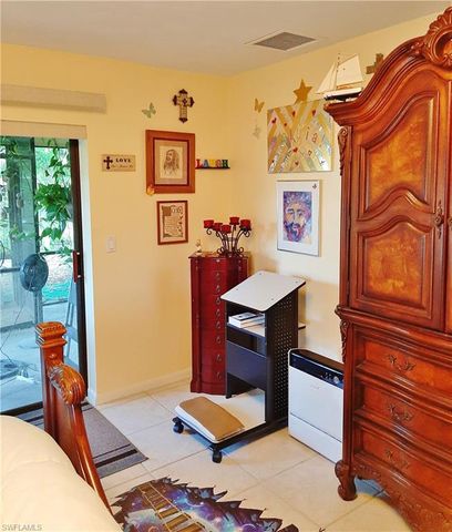 1216 SE 22nd PL, Cape Coral, FL 33990