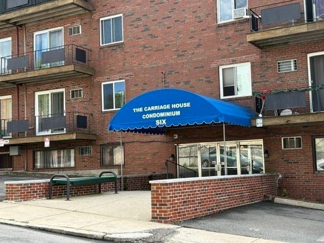 6 Hayes 12, Boston, MA 02131