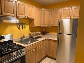 6 Hayes 12, Boston, MA 02131