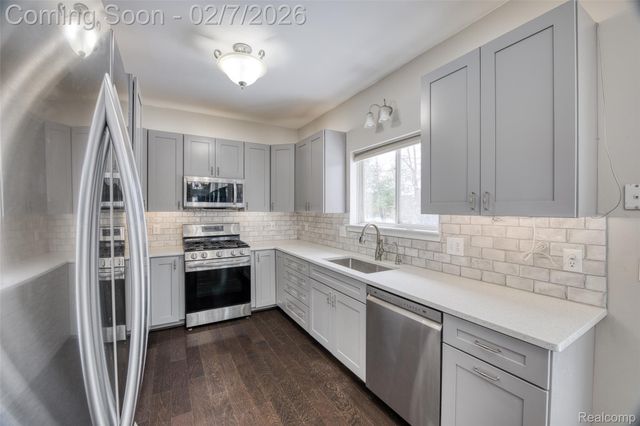 1564 Chelsea Circle, Hartland Township, MI 48843