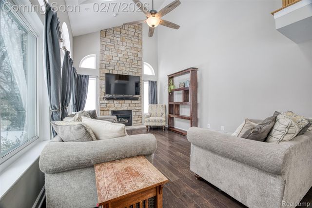 1564 Chelsea Circle, Hartland Township, MI 48843