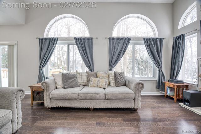 1564 Chelsea Circle, Hartland Township, MI 48843