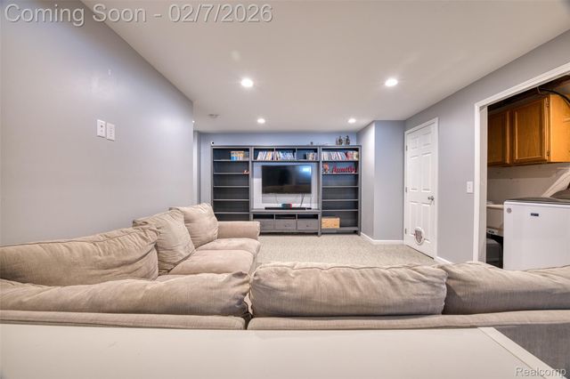 1564 Chelsea Circle, Hartland Township, MI 48843