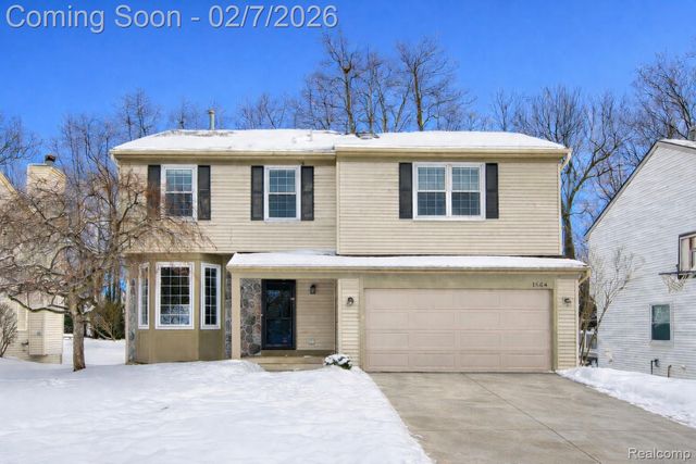 1564 Chelsea Circle, Hartland Township, MI 48843
