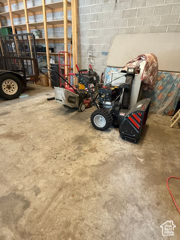 54 W 250 N, Clearfield, UT 84015