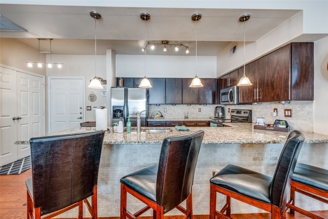 3102 Kings Road 3103, Dallas, TX 75219