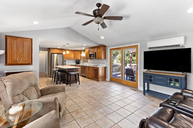 30 Peters Road, Swansea, MA 02777