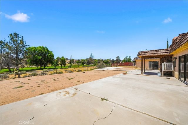18621 Centennial Street, Hesperia, CA 92345