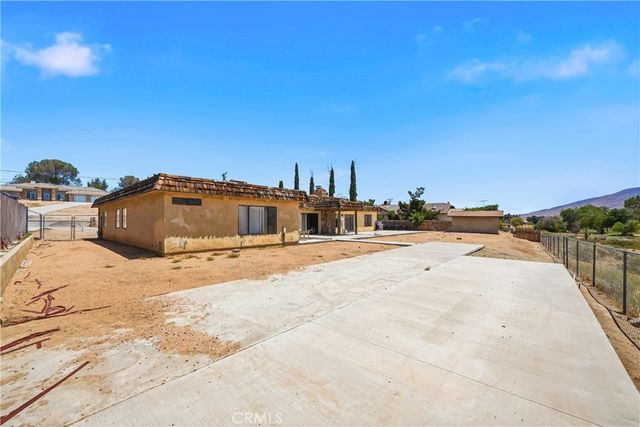 18621 Centennial Street, Hesperia, CA 92345