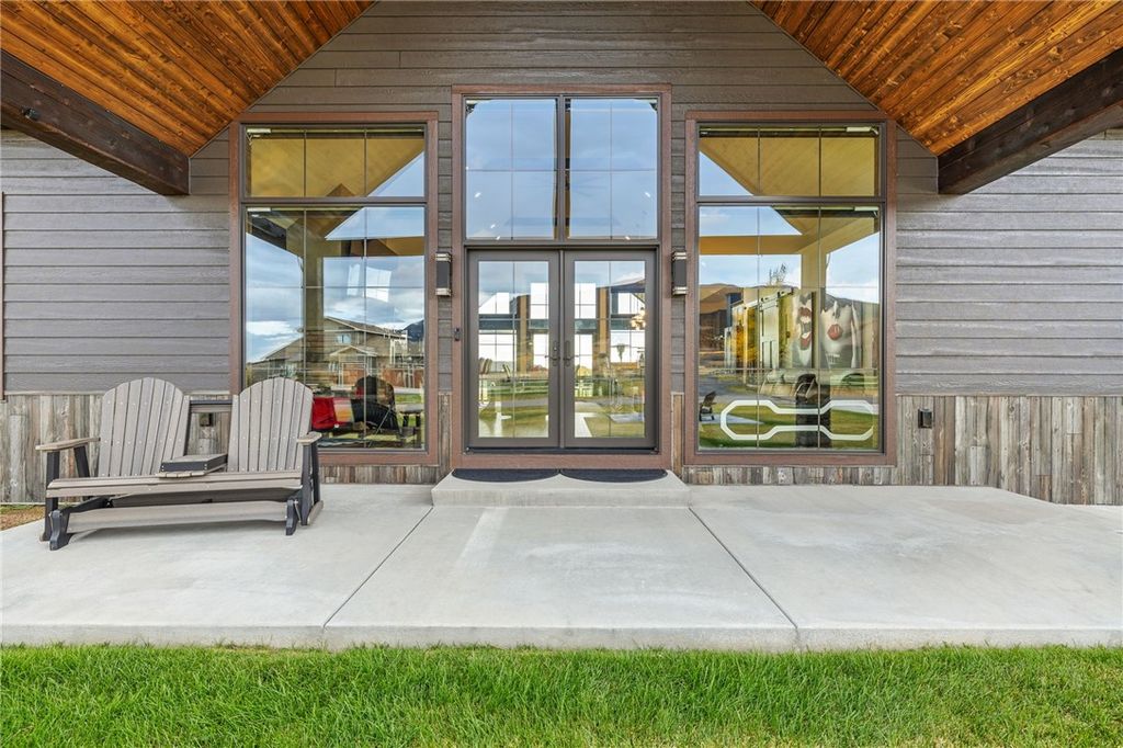 59 Grand View Dr, Red Lodge, MT 59068 photo 2