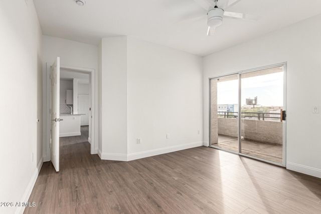 5345 E VAN BUREN Street 335, Phoenix, AZ 85008