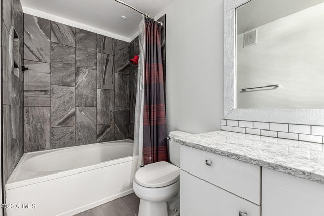 5345 E VAN BUREN Street 335, Phoenix, AZ 85008