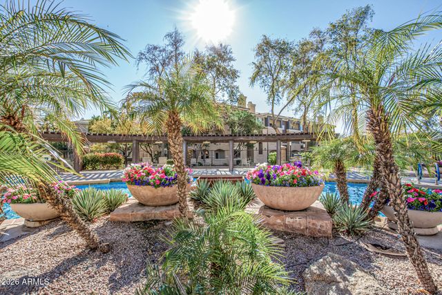 5345 E VAN BUREN Street 335, Phoenix, AZ 85008