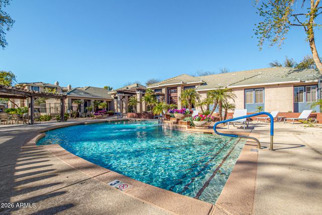 5345 E VAN BUREN Street 335, Phoenix, AZ 85008