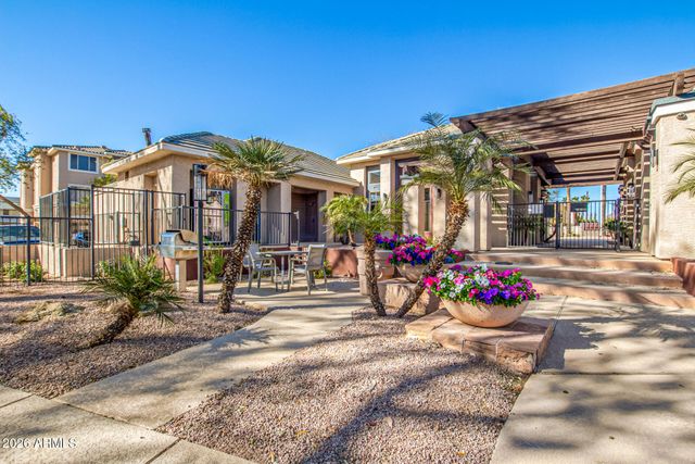 5345 E VAN BUREN Street 335, Phoenix, AZ 85008