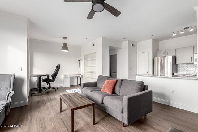 5345 E VAN BUREN Street 335, Phoenix, AZ 85008