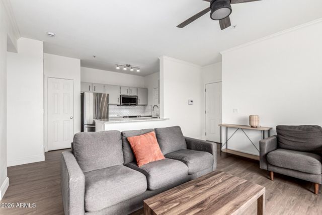 5345 E VAN BUREN Street 335, Phoenix, AZ 85008