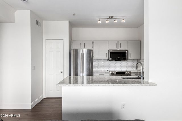 5345 E VAN BUREN Street 335, Phoenix, AZ 85008