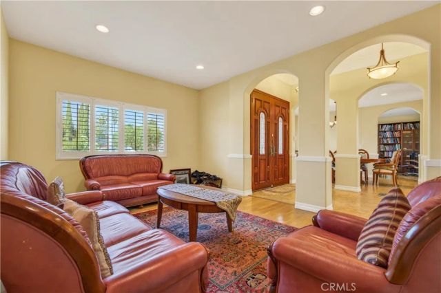 3216 E Mobeck, West Covina, CA 91791