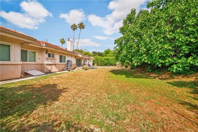 3216 E Mobeck, West Covina, CA 91791