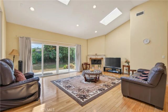 3216 E Mobeck, West Covina, CA 91791
