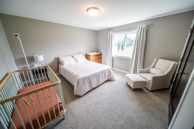 862 Portsmith Drive NW, Rochester, MN 55901