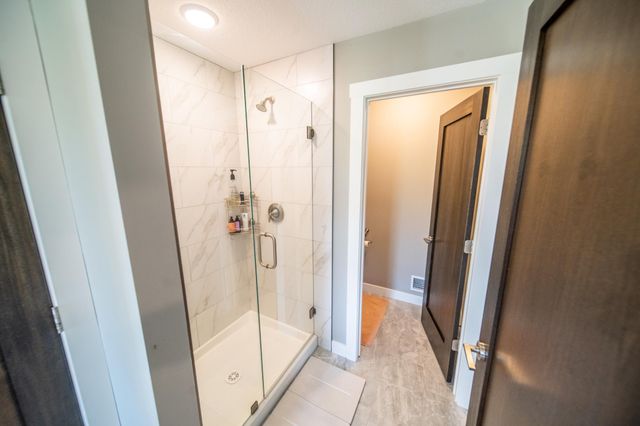 862 Portsmith Drive NW, Rochester, MN 55901