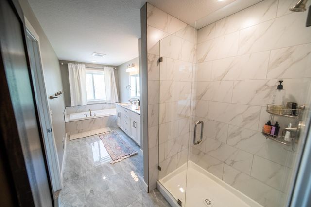 862 Portsmith Drive NW, Rochester, MN 55901