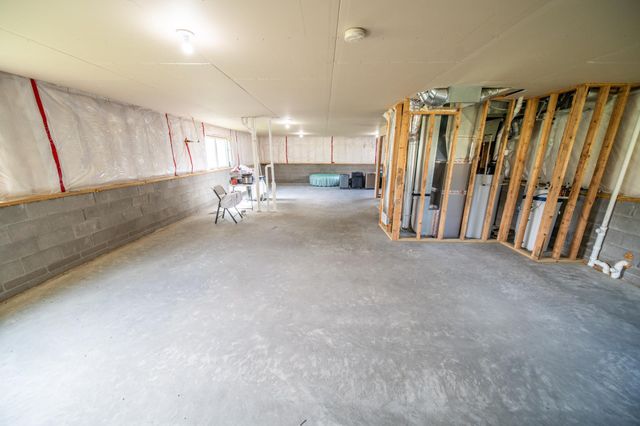 862 Portsmith Drive NW, Rochester, MN 55901