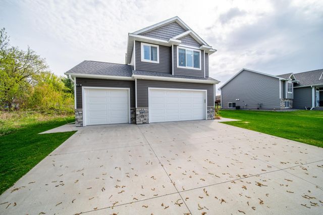 862 Portsmith Drive NW, Rochester, MN 55901