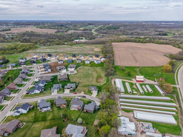 862 Portsmith Drive NW, Rochester, MN 55901