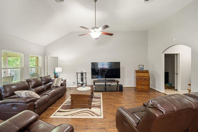 2020 Borthwick Lane, Conroe, TX 77301