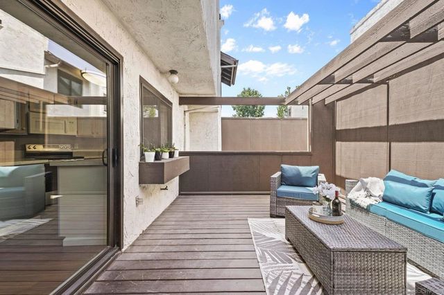 3823 Caminito Litoral 208, San Diego, CA 92107