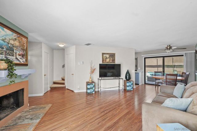 3823 Caminito Litoral 208, San Diego, CA 92107