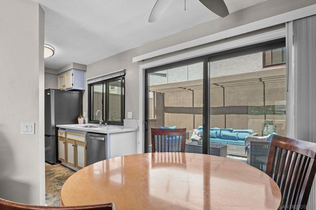 3823 Caminito Litoral 208, San Diego, CA 92107