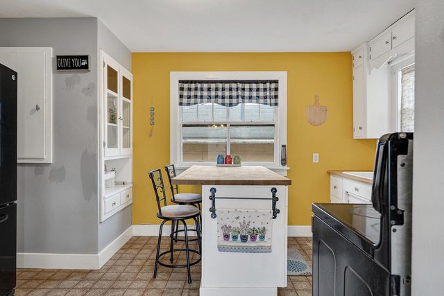 818 Long COURT, Sparta, WI 54656