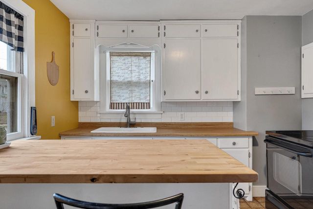 818 Long COURT, Sparta, WI 54656