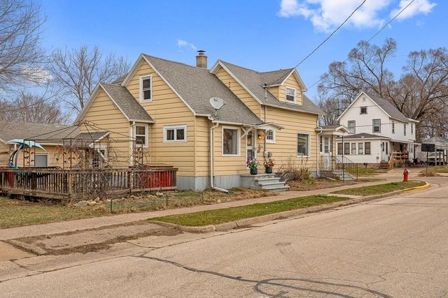 818 Long COURT, Sparta, WI 54656