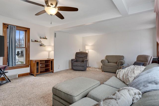 818 Long COURT, Sparta, WI 54656