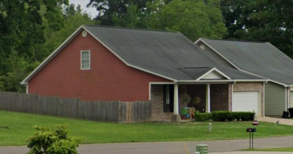 22 Fleur-De-Lis Dr., Laurel, MS 39440