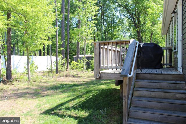 48 RUSTIC LN, Colonial Beach, VA 22443