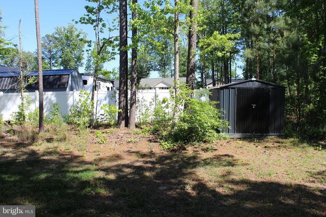 48 RUSTIC LN, Colonial Beach, VA 22443