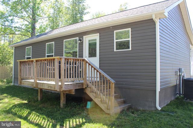 48 RUSTIC LN, Colonial Beach, VA 22443