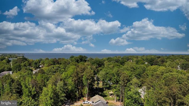 48 RUSTIC LN, Colonial Beach, VA 22443