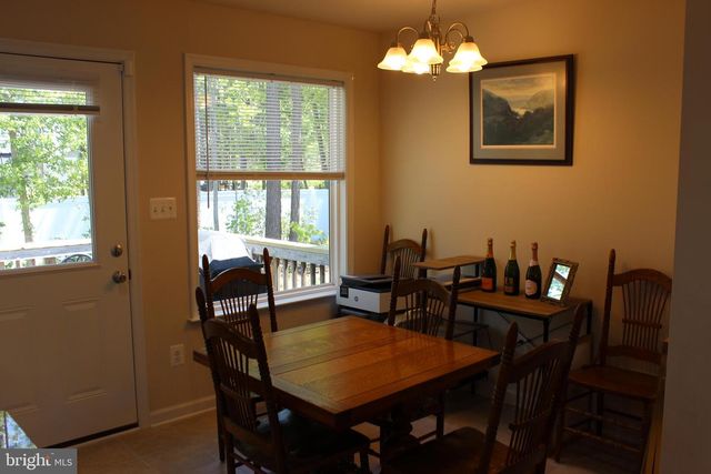 48 RUSTIC LN, Colonial Beach, VA 22443