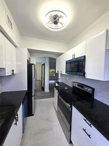 2131 Calais Dr 7, Miami Beach, FL 33141