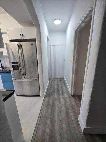 2131 Calais Dr 7, Miami Beach, FL 33141
