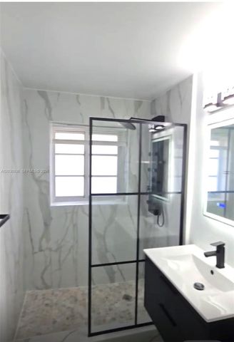 2131 Calais Dr 7, Miami Beach, FL 33141